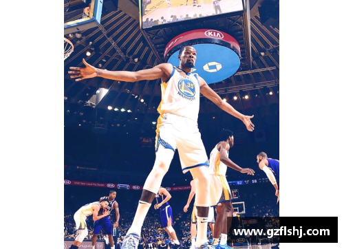 NBA超级巨星对决：詹姆斯与杜兰特的巅峰对决