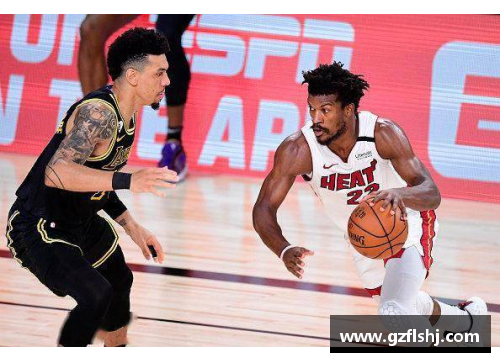 中央五NBA直播：全面解析赛事精彩，深度分析球队战术